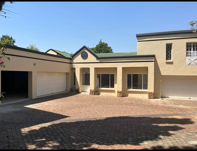 4 bed property to rent in GLENVISTA